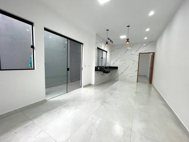 #5 - Casa para Venda em Caraguatatuba - SP