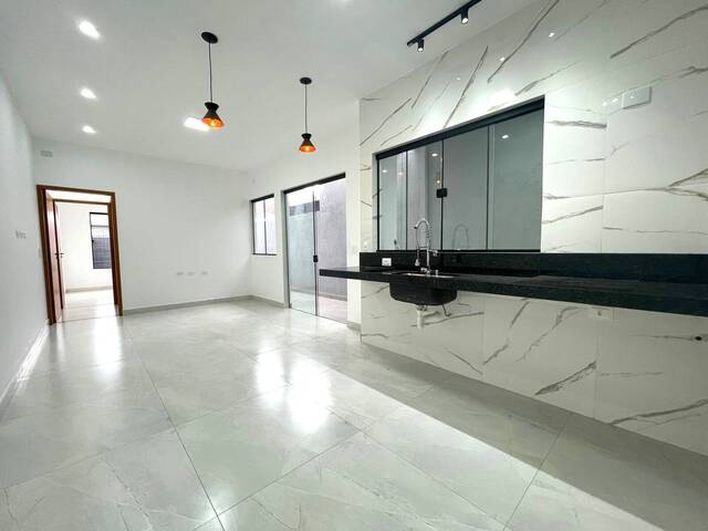 #5 - Casa para Venda em Caraguatatuba - SP