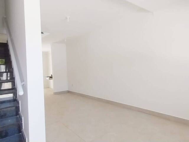 Casa para Venda em Caraguatatuba - 5