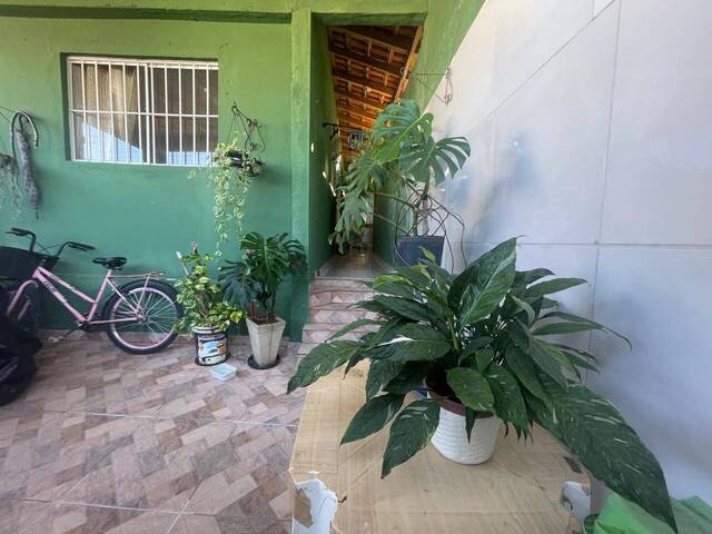 Sobrado para Venda em Caraguatatuba - 5